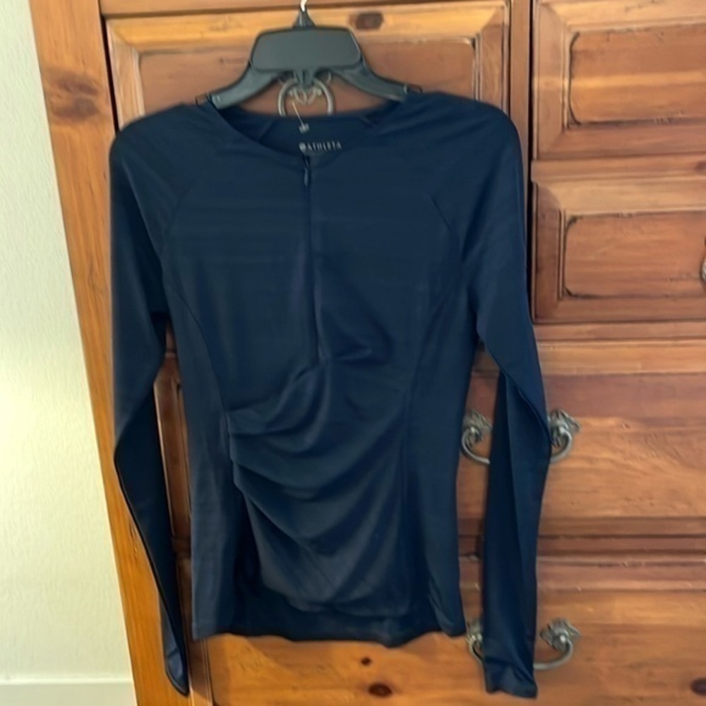 Athleta Women’s Navy Blue Top Size XS NWOT